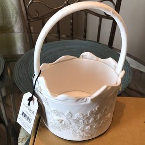 Flower girl basket